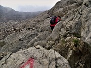 28 Passaggi anche tra e su rocce con attenzione
